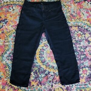 1822 Denim Blue Ankle Cropped Jeans